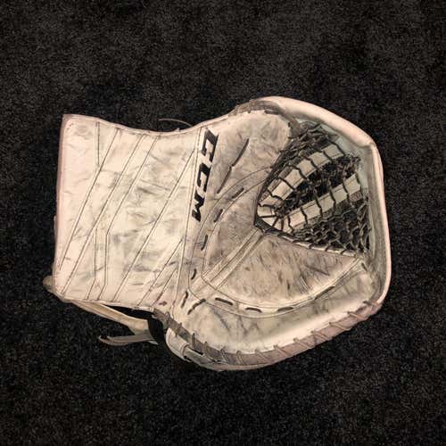 CCM Extreme Flex III Goalie Glove