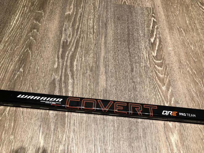 Warrior Covert QRE Pro Team 85 Flex Stick - W01