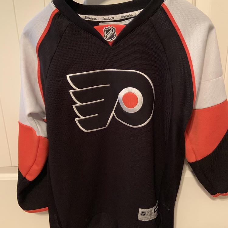 all black flyers jersey