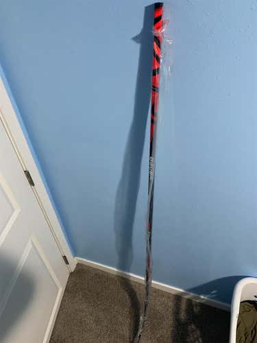 New Vapor FlyLite Hockey Stick Lefty Mid Senior