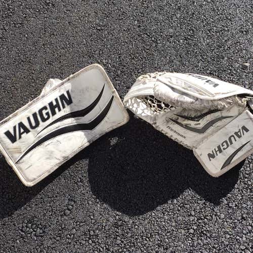 Velocity V7 Regular Youth YT-XF Goalie Glove and Blocker