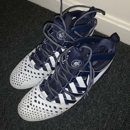 Nike Huarache 5- Size 11