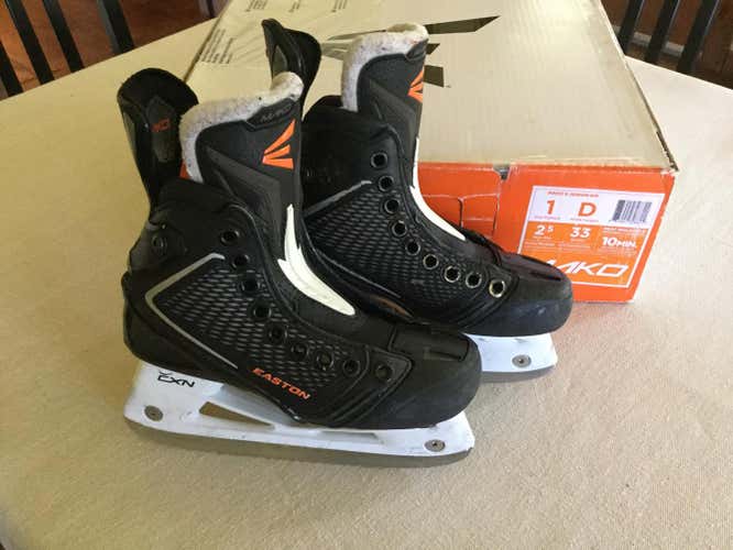 Easton Mako II Hockey Skates Junior Size 1