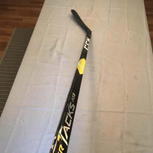 New Super Tacks AS1 Prostock Andre Burakovsky Stick
