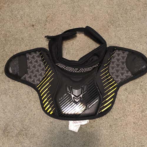 BAUER SUPREME GOALIE NECK GUARD 2018 - SENIOR
