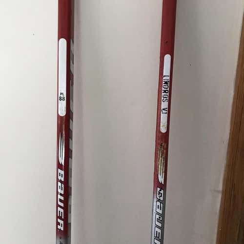 New Bauer Hockey Stick Righty Mid Senior Pro Stock