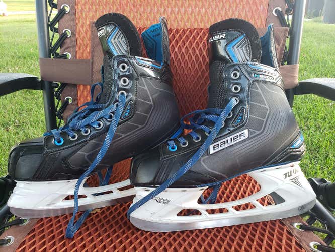Bauer Nexus 8000 Hockey Skates Senior Size 8