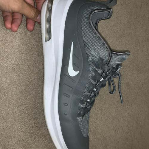 Nike Tennis Shoes Adult
