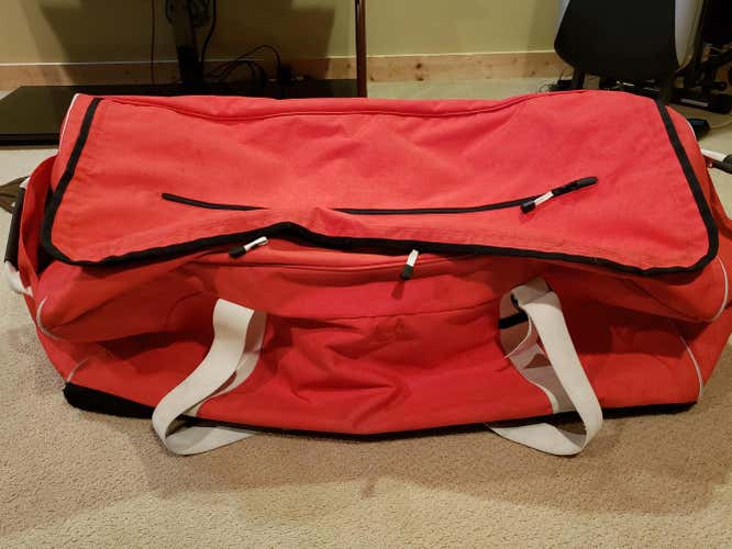 Pacific Rink "Ultimate Hockey Bag" Player Bag