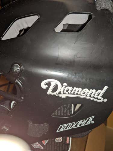 New Diamond Catcher's Mask Youth