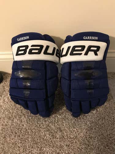New Nexus 1N Gloves Senior Pro Stock