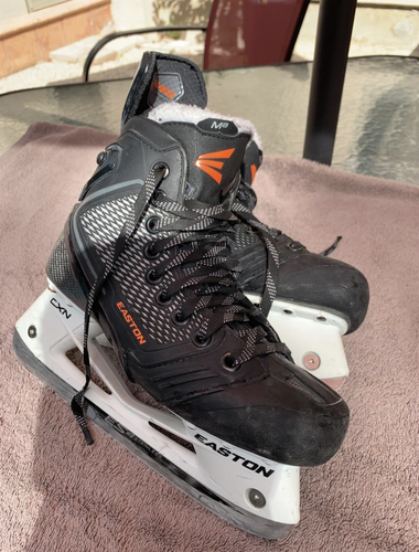 Mako M8 Hockey Skates Junior Size 5D