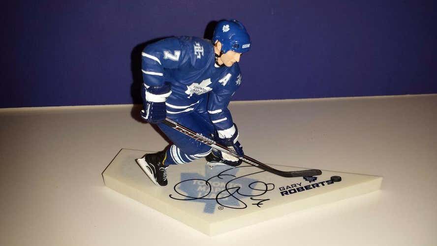GARY ROBERTS Toronto Maple Leafs Autographed Signed McFarlane NHL Hockey Figure