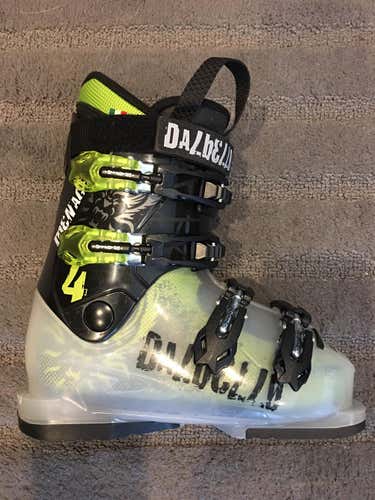 Dalbello Menace 4 Ski Boots