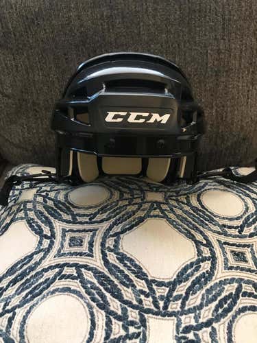 CCM Vector V08 Helmet