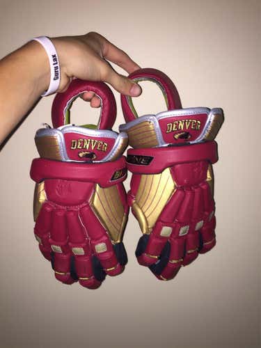 New Denver Team Issued Original King Gloves