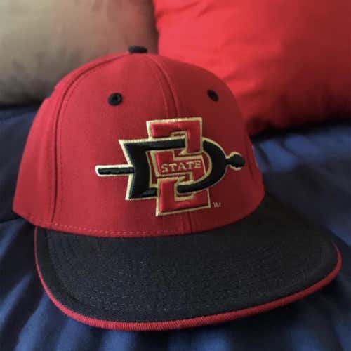Lot Of NCAA Baseball Hats (Alabama, Boston College, San Diego State)