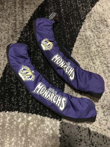 Junior Monarchs Skate Guards
