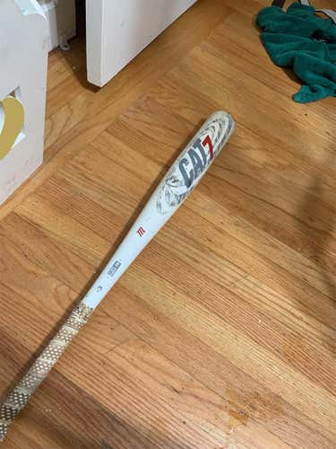 CAT 7 Bat