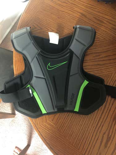 Nike Vapor 2.0 Lacrosse Shoulder Pad Liner