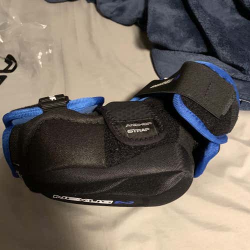 New Nexus 2N Elbow Pads Senior Pro Stock