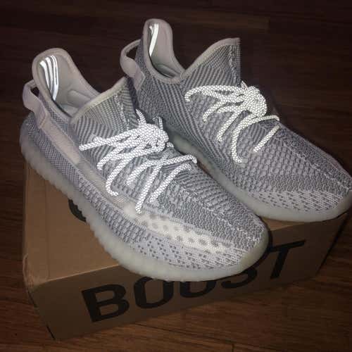 NEW Yeezy Boost 350 V2 STATIC (non- reflective) 11.5