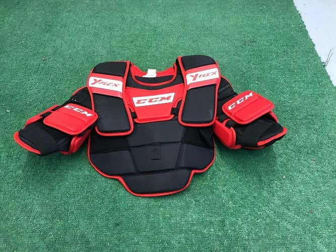 CCM YT Flex Goalie Chest Protector Size Youth L-XL