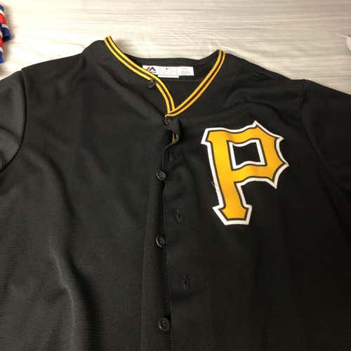 NWOT Pittsburgh Pirates Majestic Jersey