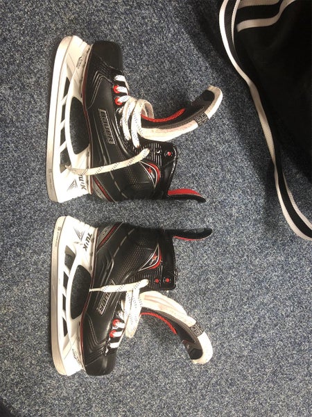 Vapor X500 Hockey Skates Senior Size 6.5
