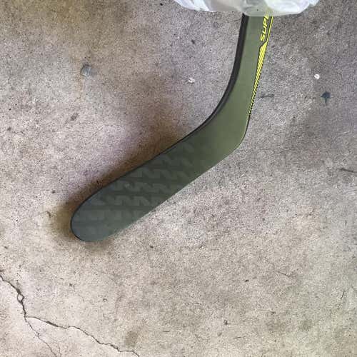 New Super Tacks Hockey Stick Righty Toe Senior Pro Stock