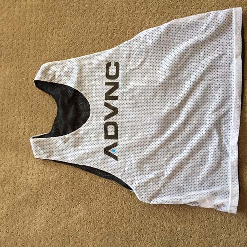 8 Lacrosse Pinnie Bundle