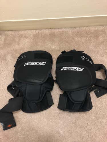 Passau s/m pro knee guards