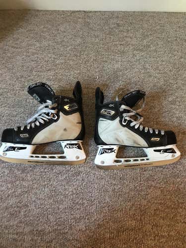 4k Hockey Skates Senior  Size 7.5