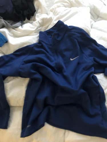 Nike Sweatshirt Adult