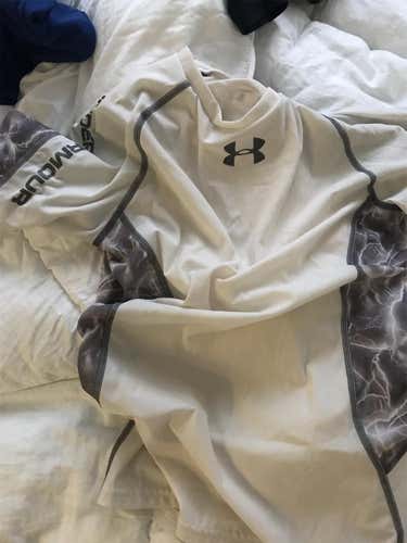 Under Armour Shirt Adult