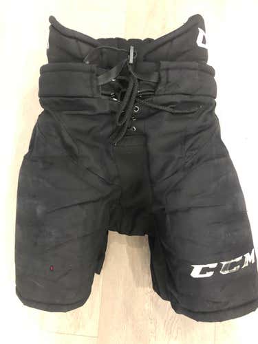Used med CCM HP31 Pants  Pro Stock Hockey Pants Black ,   (P202)