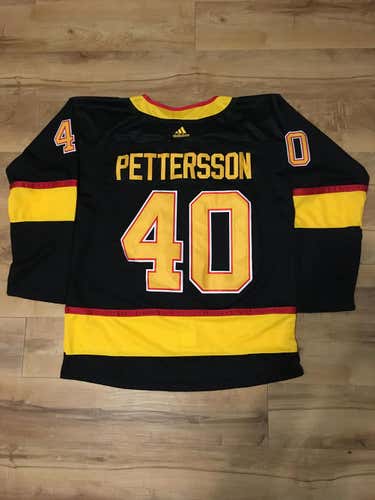 Elias Pettersson Vancouver Canucks Jersey Large
