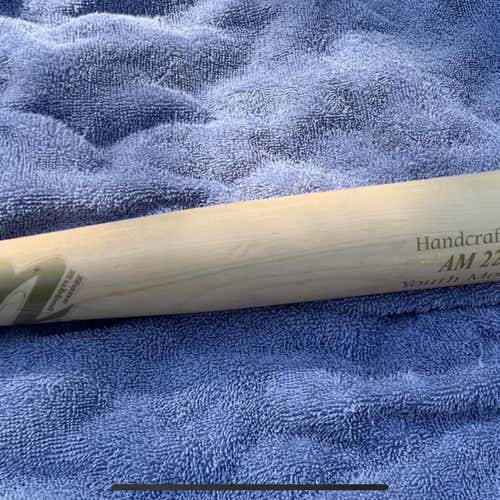 AM22 Bat