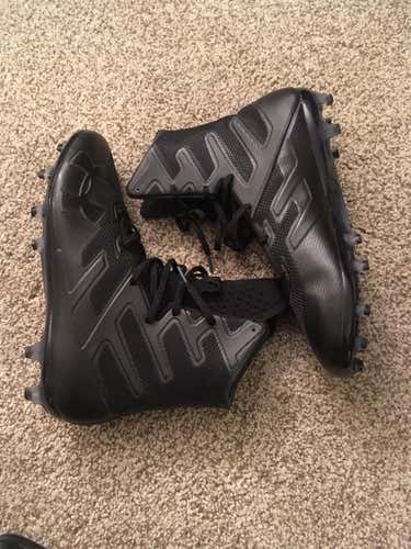 New Under Armour Highlight Cleats Adult