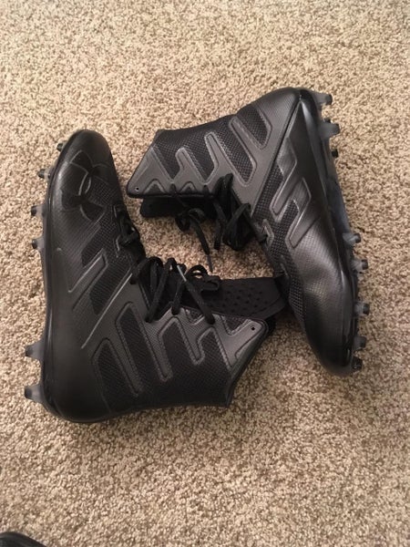 New Under Armour Highlight Cleats Adult