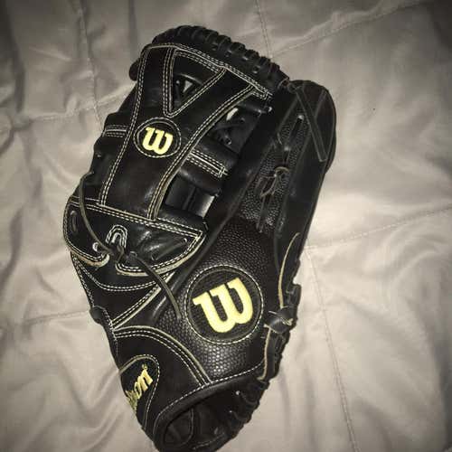 A2000 Baseball Glove