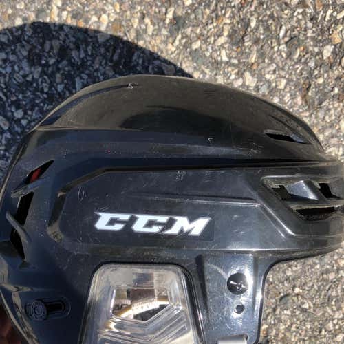 Resistance Helmet CCM