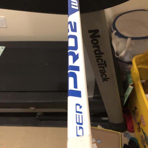 Swagger Pro 2 Goalie Stick Regular Senior Pro Stock