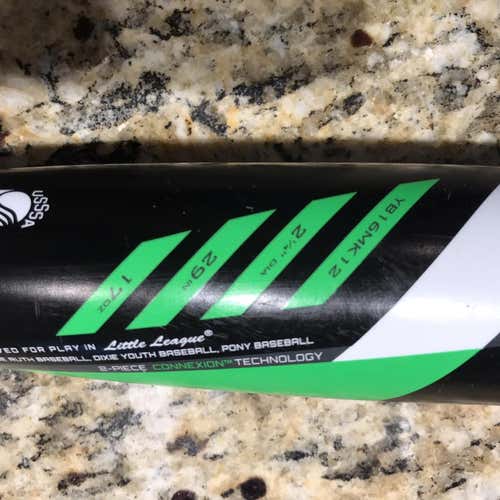 HOT HOT!!  Easton Mako 29/17 (-12)