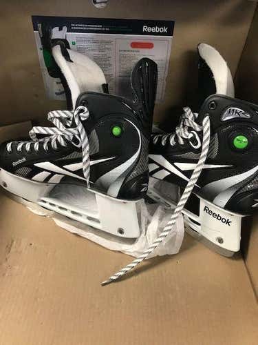 New Reebok 11k Hockey Skates Senior Size 9.5