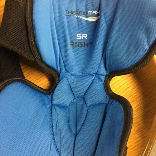 Bauer senior Goalie Knee Pads