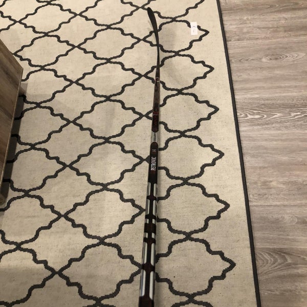 New Vapor ADV Hockey Stick Righty Toe Senior Pro Stock (dressed as 1x Lite)