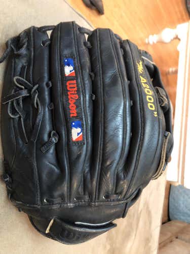 A2000 Baseball Glove Adult