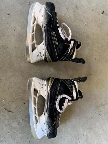 Supreme MX3 Hockey Skates Junior Size 5.5