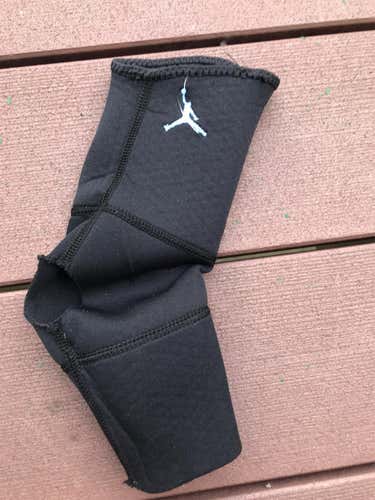 Air Jordan Compression Ankle Sleeve/Brace Barely Used Size Mens Large